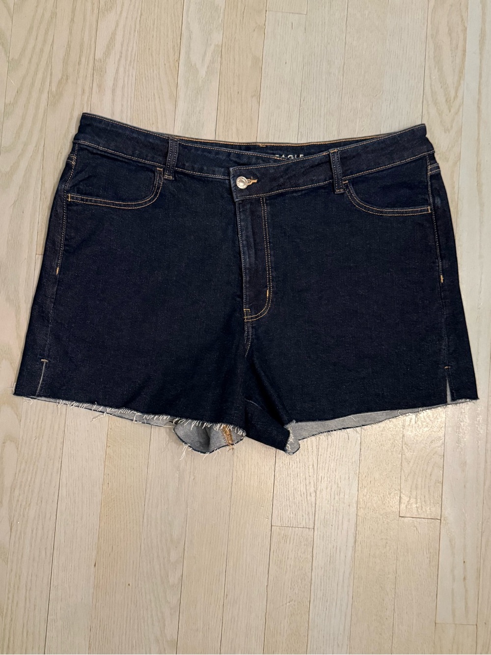 💕NWOT AMERICAN EAGLE SHORTS💕